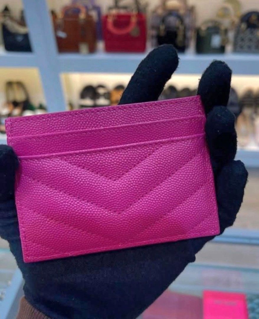 Authentic YSL Caviar Card Holder (Category: Luxury Bags & Wallets) located in Antipolo. Submitted by frostymmer (Listing ID 1467717513, Image 2). Description: Complete with box, dustbag and brand papers. In good condition.