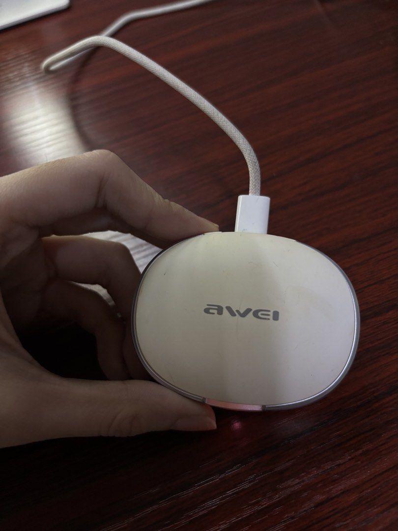 Awei T75 WirelessEarbuds (Category: Earphones) located in Manila. Submitted by prlovedstff (Listing ID 1467816339, Image 1). Description: Fully working Selling my Awei T75 wireless earbudswith charging case. * Fully functional * Both earbuds working * Charging case included * Pre-loved condition with minorsigns of use * Slightly negotiable RFS: No longer using. PM for inquiries! 😊.