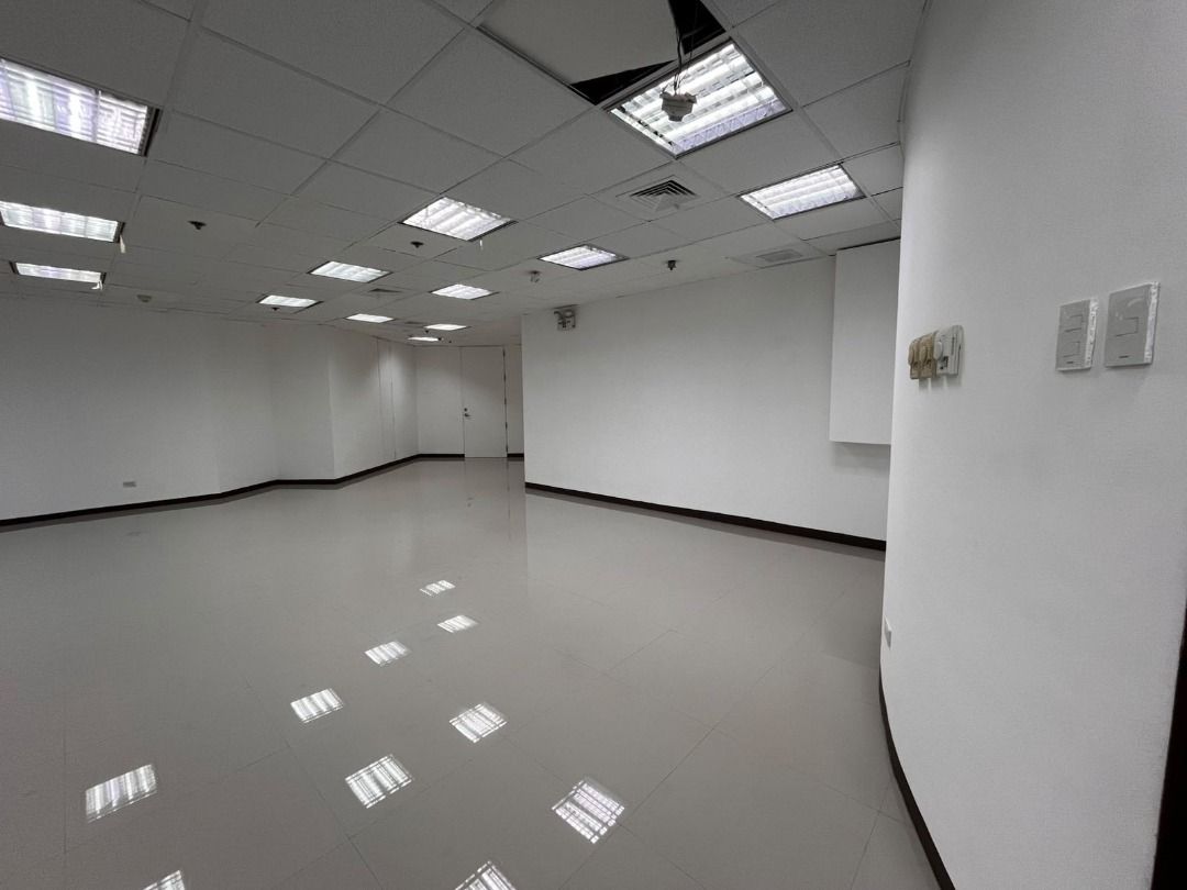 Ayala Tower One | Office Space For Rent - #10691 (Category: Commercial) located in Makati City. Submitted by everbrightph_09171681688 (Listing ID 1467671511, Image 1). Description: ERE Code: 10691 Unit Details: Office space FA: 218 sqm Property Features: ⁠Ready for move in office Generous 218 sqm floor area Office space covering Units 1206–1207 Prestigious corporate address in the Makati CBD Strategically located within the Ayala Triangle area Su