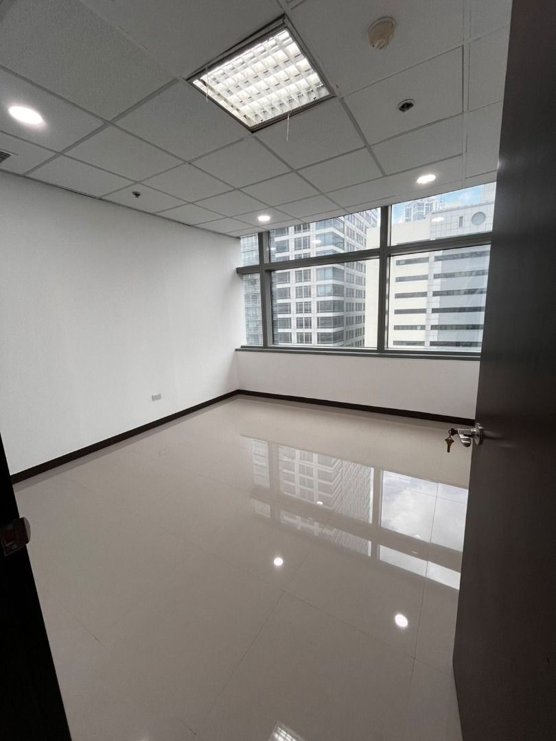 Ayala Tower One | Office Space For Rent - #10691 (Category: Commercial) located in Makati City. Submitted by everbrightph_09171681688 (Listing ID 1467671511, Image 3). Description: ERE Code: 10691 Unit Details: Office space FA: 218 sqm Property Features: ⁠Ready for move in office Generous 218 sqm floor area Office space covering Units 1206–1207 Prestigious corporate address in the Makati CBD Strategically located within the Ayala Triangle area Su