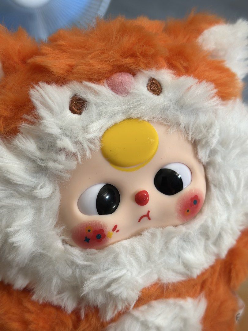 Baby Three V3 (Third Generation) vinyl-face (Category: Plushies & Soft Toys) located in Baguio. Submitted by cherylcaps95 (Listing ID 1467661440, Image 2). Description: .