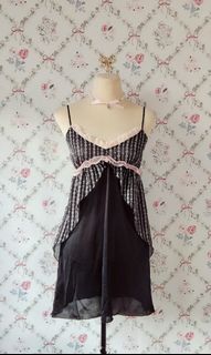 (Category: ) located in . Submitted by adore.armoire (Listing ID 1467710769, Image 1). Description: .