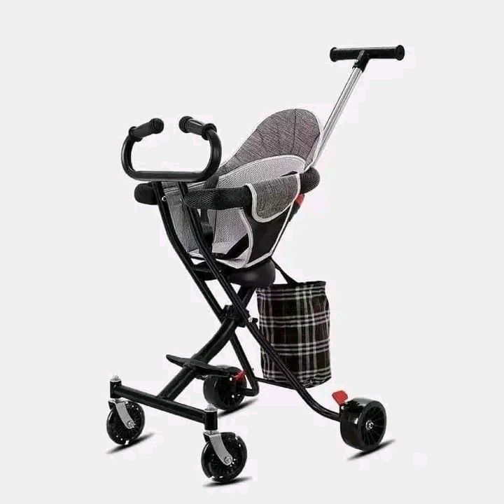 Baby/Kids Stroller (Category: Strollers) located in Manila. Submitted by micoooy (Listing ID 1467612638, Image 1). Description: .