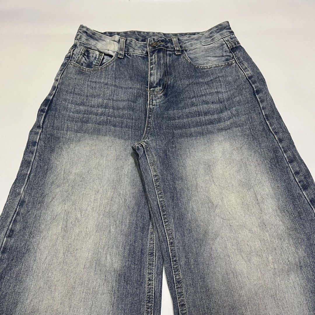 Baggy wash denim pants (Category: Announcements) located in Quezon City. Submitted by thriftrage (Listing ID 1467733552, Image 3). Description: Waist’ 29-30 Length’ 42 Leg opening’ 11 Good condition .
