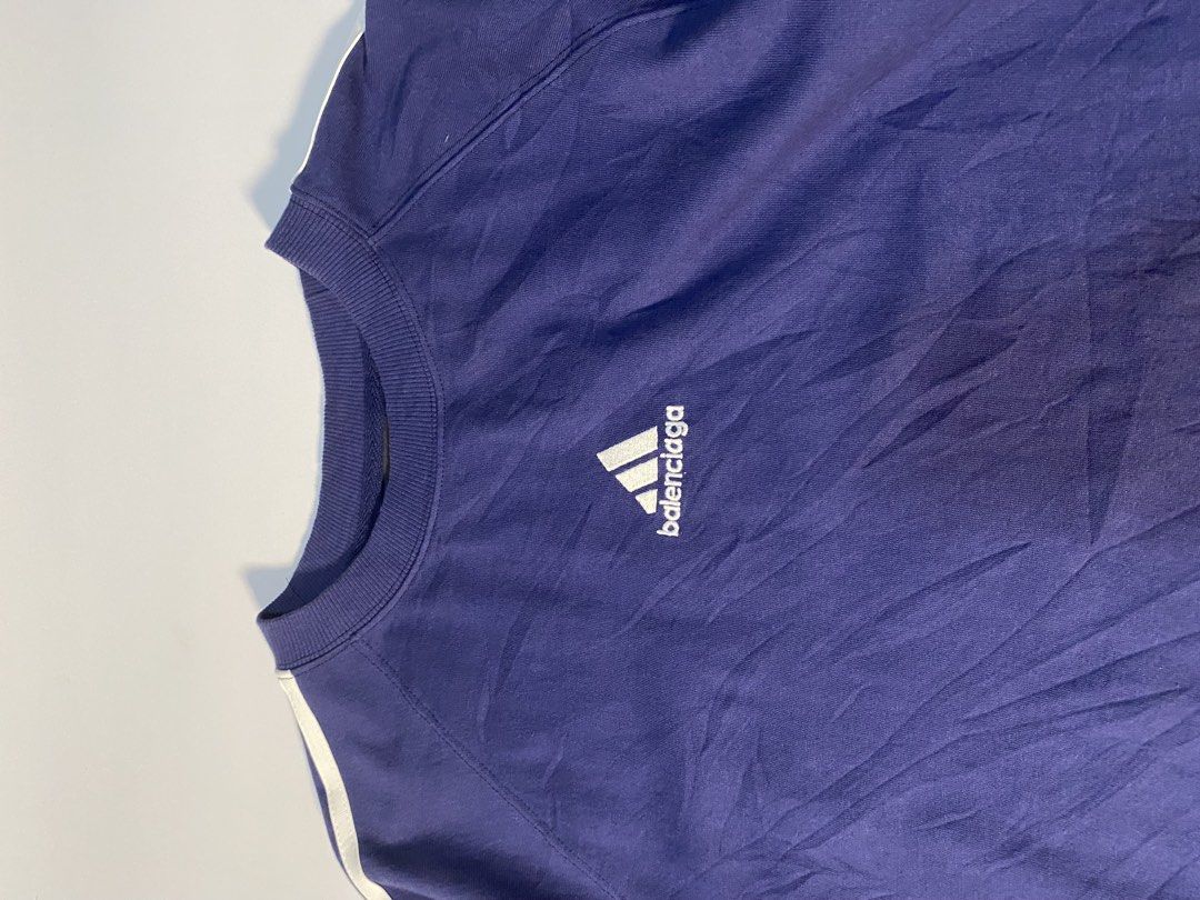 Balenciaga adidas (Category: Announcements) located in Norala. Submitted by tiktothrift (Listing ID 1467643907, Image 3). Description: Xxl 25x29.
