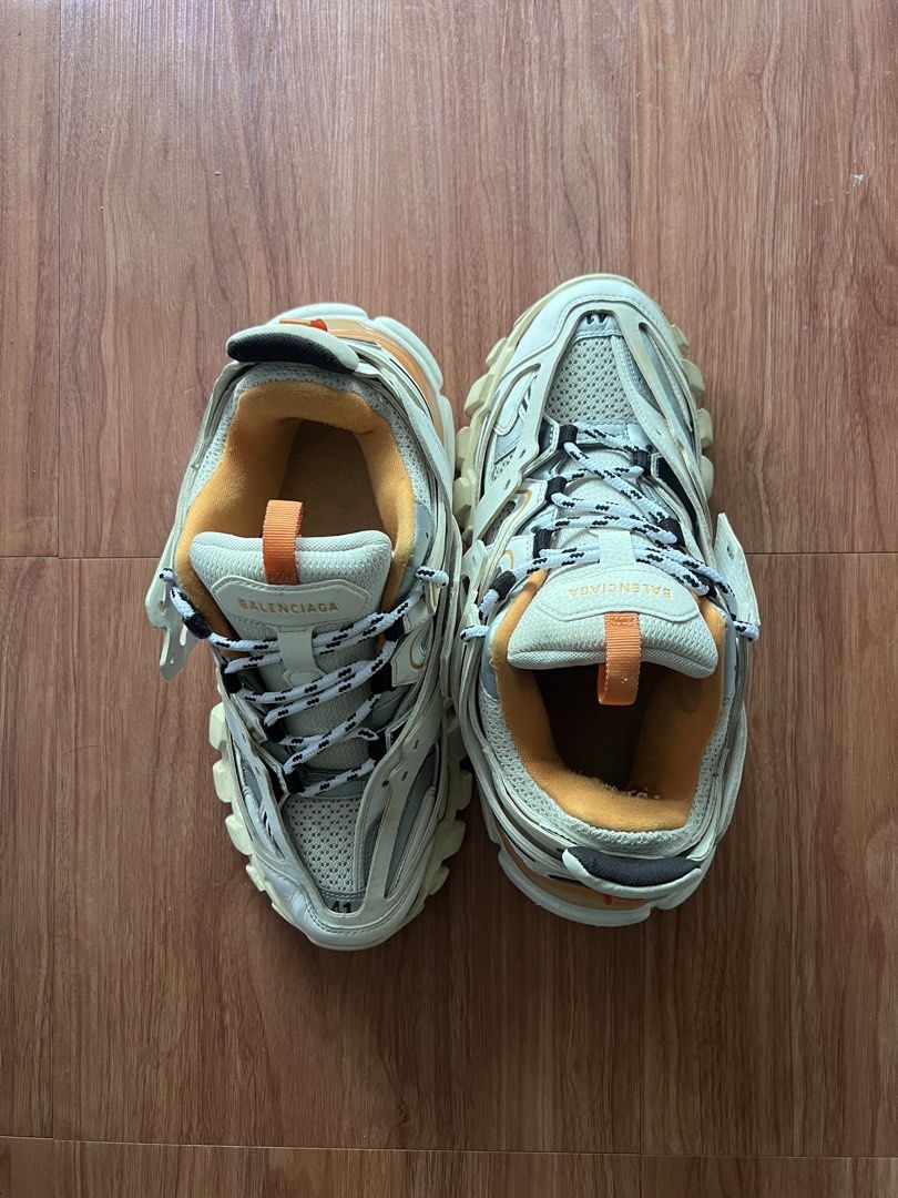 Balenciaga Track sneakers (Category: Casual Shoes) located in Butuan. Submitted by arahukay.ph (Listing ID 1467647282, Image 3). Description: Excellent Condition Authentic sign of usage missing lace Shipped 📍mindanao.