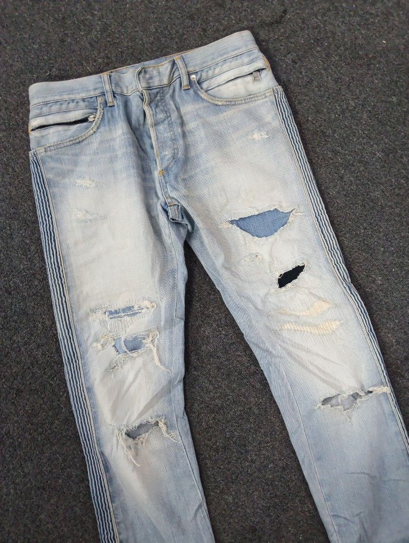 BALMAIN DISTRESSED ICE BIKER JEANS (Category: Jeans) located in Talisay. Submitted by nooooooooooooooooy (Listing ID 1467655064, Image 3). Description: SIZE 31 WAIST 31-32 LENGTH 35 GOOD CONDITION ISSUE: MINOR STAINS & ALTERED LENGTH.