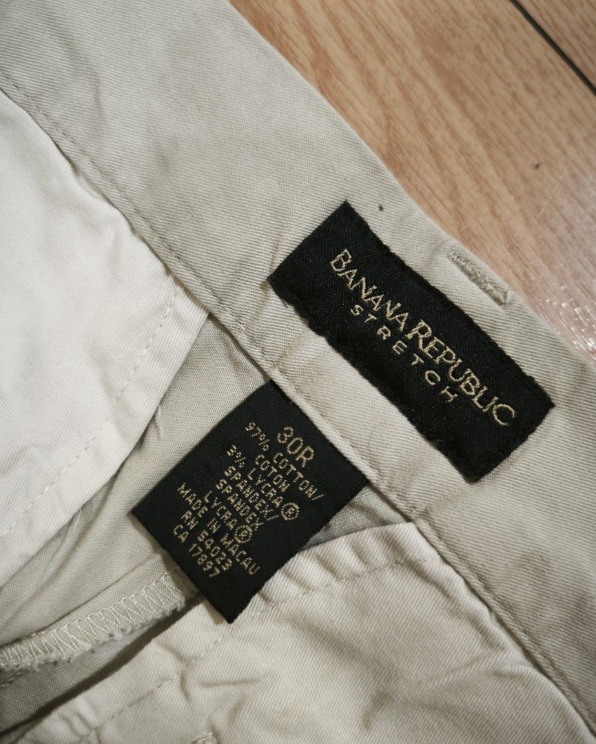 Banana Republic trousers (Category: Other Bottoms) located in Manila. Submitted by wearforce (Listing ID 1467757116, Image 1). Description: Banana Republic trousers fit: M-L good condition color rate 10/10 449 + sf.