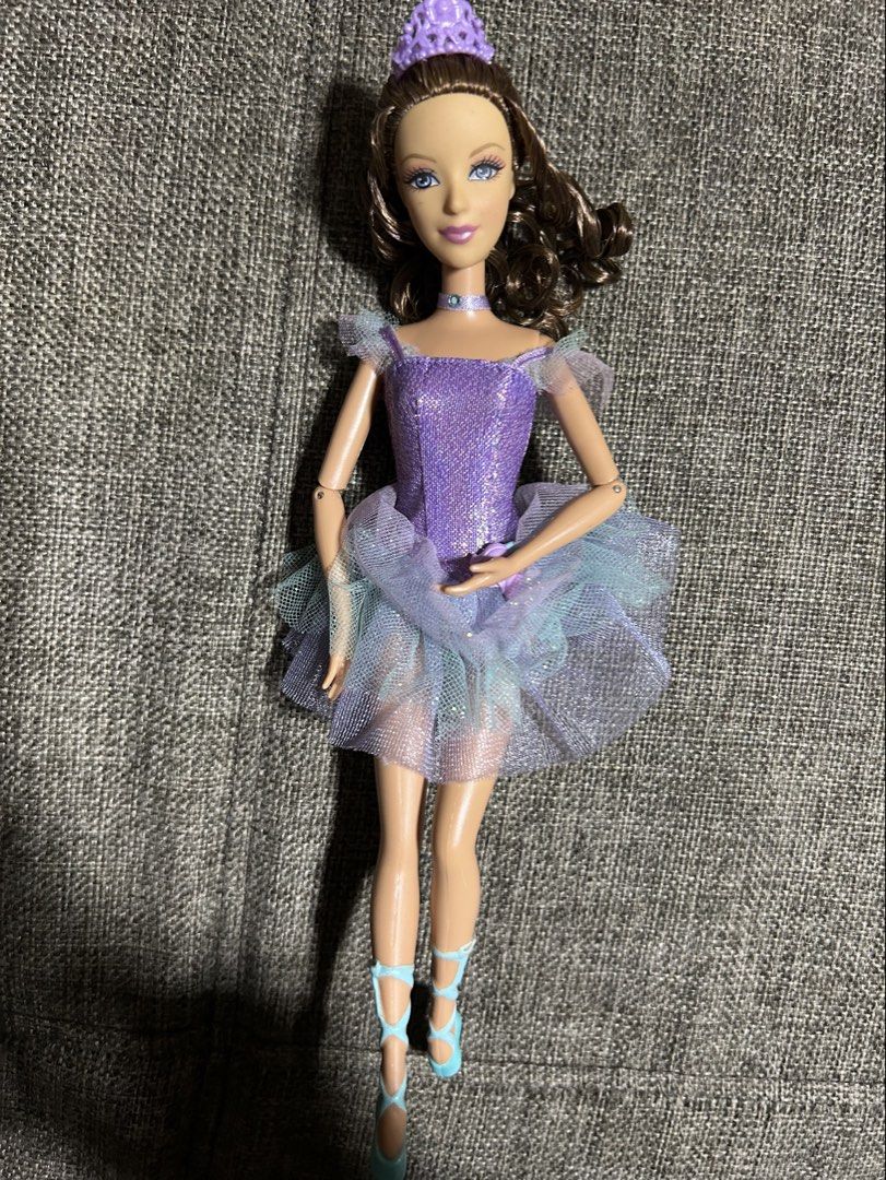 Barbie in the 12 Dancing Princesses Isla Doll (Category: Kids Toys) located in Quezon. Submitted by nana.archive (Listing ID 1467731665, Image 1). Description: PLEASE READ BEFORE BUYING - good condi, matigas lang ang hair (pwedeng i-hairspa) - No crack neck and bite marks - PAYO (Pay As You Order) - Mop: gcash - Mod: J&T and sdd (shipping will start tom) .
