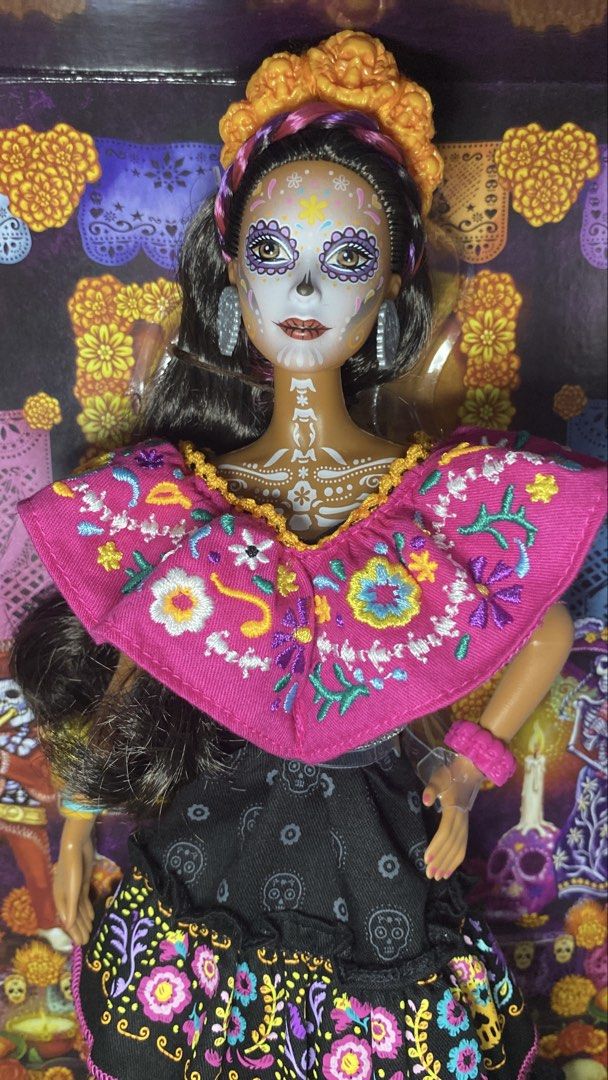 Barbie los muertos 2021 (Category: Action & Battle Toys) located in Batangas. Submitted by menema (Listing ID 1467633546, Image 1). Description: Barbie los muertos 2021 Declutterring Nfrb Good condition Still Negotiable free sf GCash payment Jnt courier .