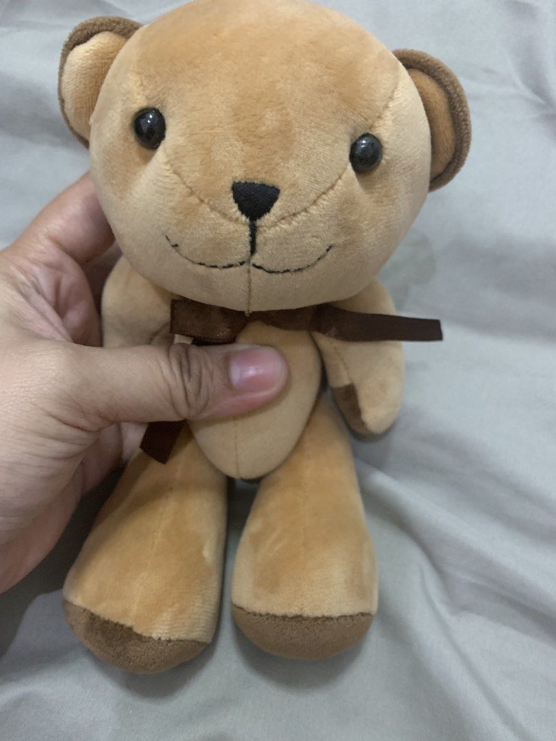 Bear stuffed toys (Category: Plushies & Soft Toys) located in Caloocan City. Submitted by appleblossoms07 (Listing ID 1467771254, Image 2). Description: Apps st pouch 4.