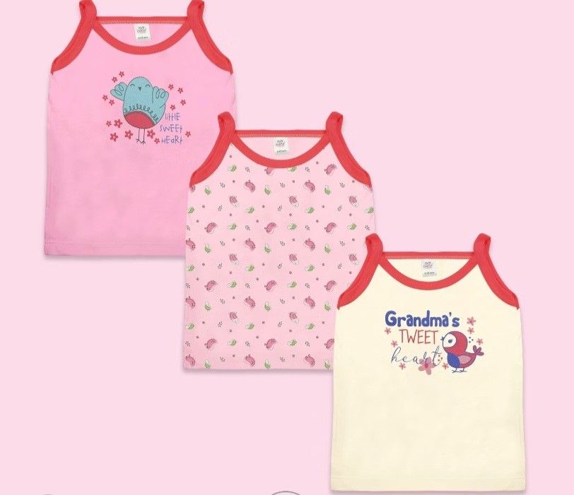 BeBe by So-En Kid Tops (Category: Babies & Kids Fashion) located in Taguig. Submitted by thrifthub.ph (Listing ID 1467653812, Image 1). Description: Has minor stains,Good for pambahay nalang 100% cotton.hindi pa laspag ang tela,na mantsahan lang..