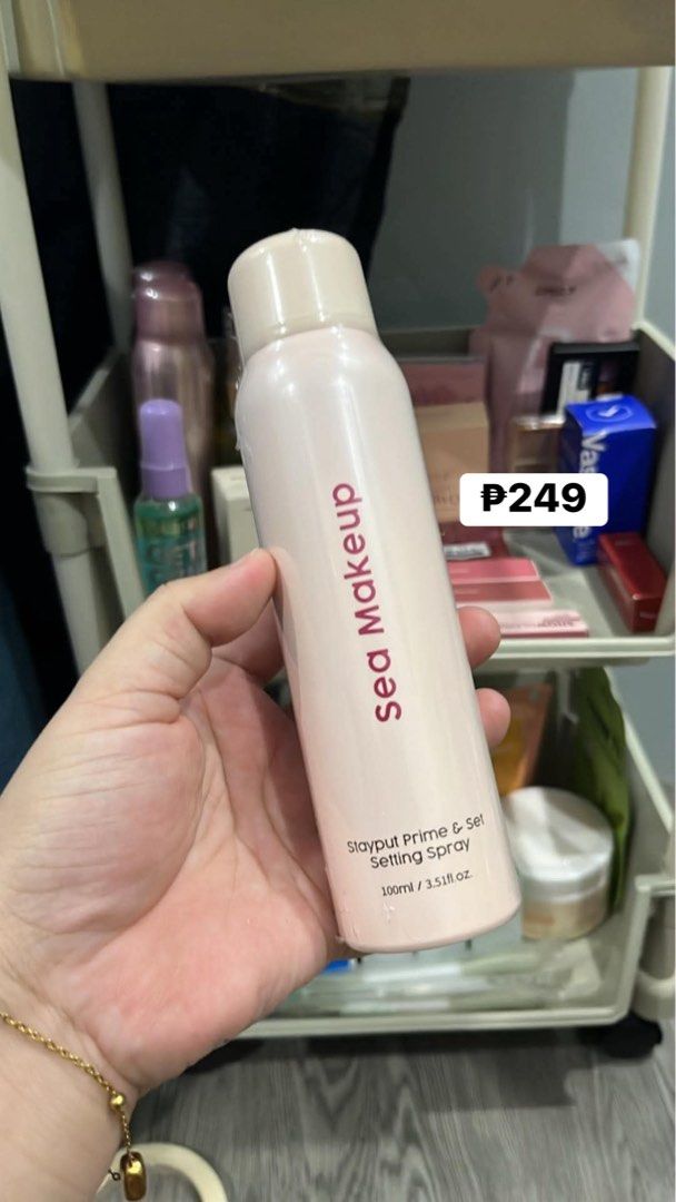 Below SRP items (Category: Makeup) located in Manila. Submitted by safebird_452969 (Listing ID 1467752222, Image 3). Description: All items are bnew and original. Below srp, no haggling of price please. No COD. Payment first..