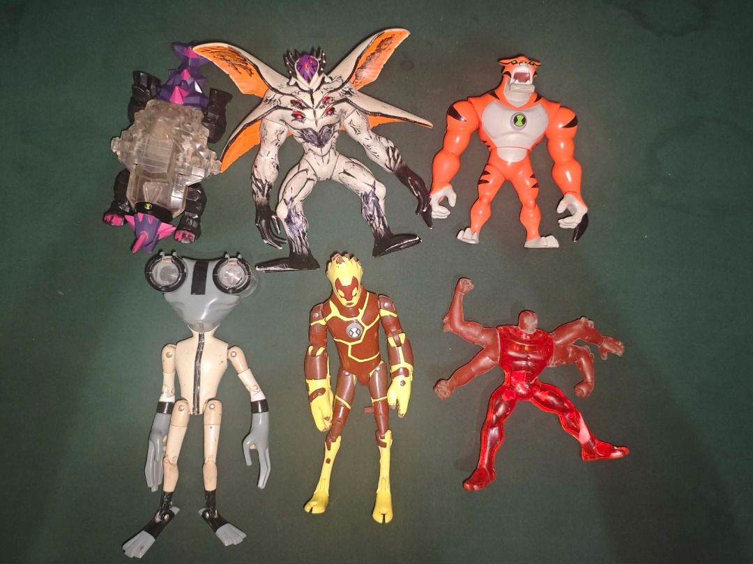 Ben 10 Alien Action Figures Bundle Lot (Category: Action & Battle Toys) located in Caloocan City. Submitted by marionette87 (Listing ID 1467806209, Image 1). Description: PLEASE READ :v RFS: Need funds to repair my laptop Hybrid - 800 Chromastone ride creature - 200 Graymatter - 300 Heatblast - 200 All figures - 200 Brainstorm and NRG - 100 Bundled bootleg - 30 x 13 = 390 Bundle TAKE ALL FOR 3,300! IF TAKE ALL, LIBRE NA YUNG MGA BOOTLEGS INCLUDIN