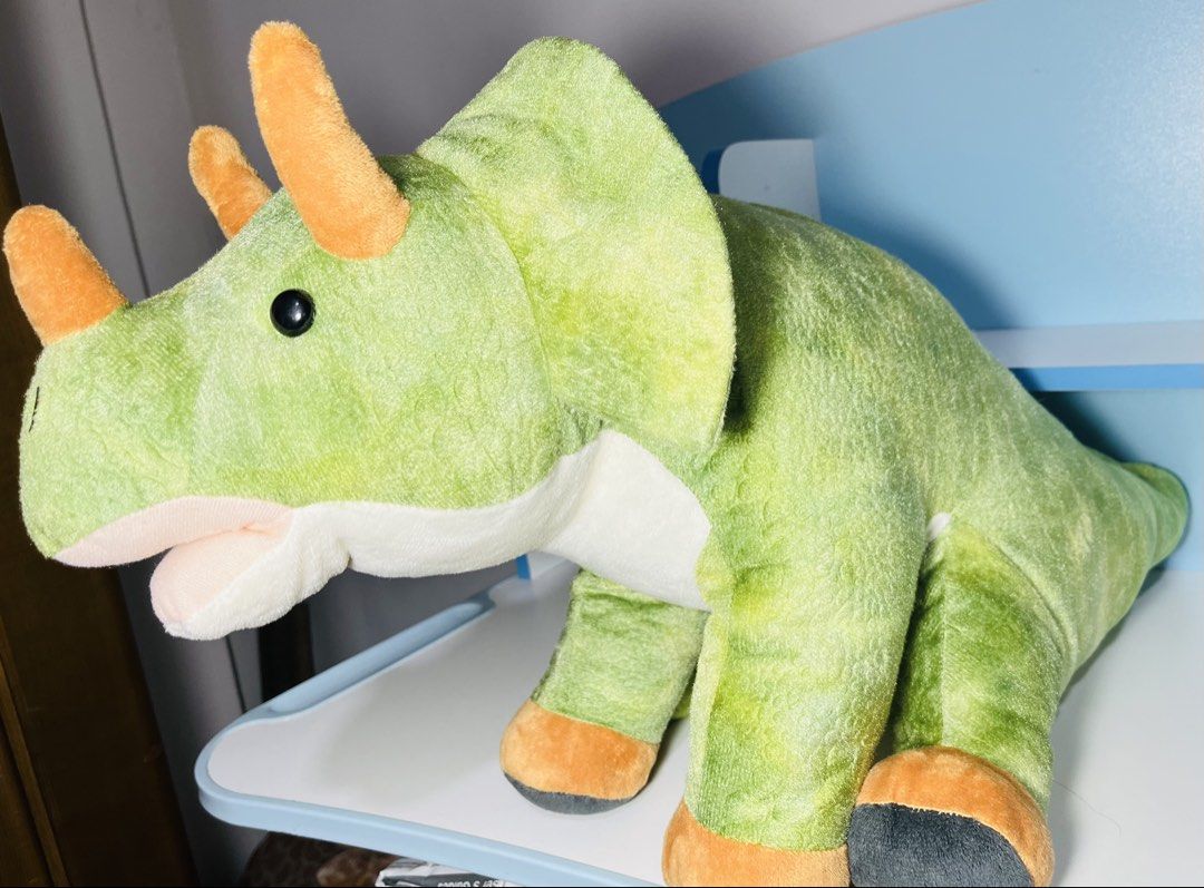 BIG dinosaur plushie (Category: Plushies & Soft Toys) located in Cainta. Submitted by jjsp_monsterhunting (Listing ID 1467655758, Image 1). Description: big dinosaur plushie approx 27 inches no/cut brand tag meet up pin loc cainta shipping options LALAMOVE✅JNT✅.