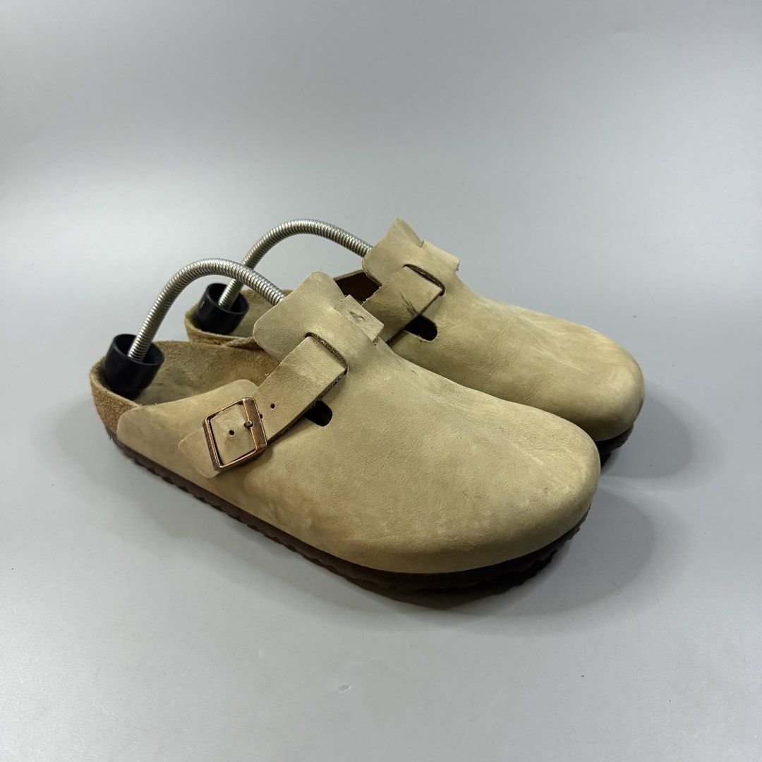 Birkenstock - Boston Suede Clogs Taupe (Category: Sneakers) located in Paranaque City. Submitted by millennial_goodz (Listing ID 1467718613, Image 1). Description: WTS Birkenstock - Boston Suede Clogs Taupe Size 43 fits 10 US Very good condition - Minimal heeldrags Authentic P2,999 only DM.