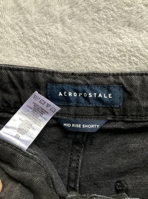 Black Denim Shorts (Category: Shorts) located in Rizal. Submitted by sheeraay (Listing ID 1467668678, Image 3). Description: - Brand: Aeropostale - Color: Black - Fit: Mid-rise -Waist line up to 18 inches - Features: Front zipper pockets, curved hems, classic button closure.