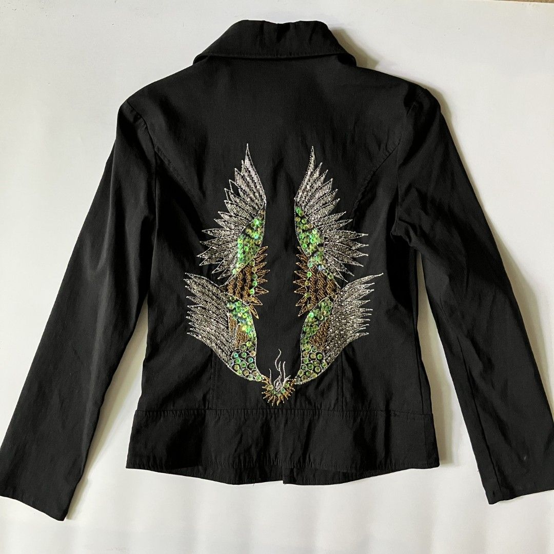 🌼black long-sleeve fitted button-down blouse • xsmall - small (Category: Longsleeves) located in Cagayan de Oro. Submitted by capybara.co.ph (Listing ID 1467673523, Image 3). Description: xsmall - small L20 B32 - 34 flaw on the last pic (barely noticeable) 🌺 mine ₱99 | steal ₱149 | grab ₱199 💓 lock ₱299 ♡ most items are thrifted, so manage your expectations ♡ no cod ♡ no return, exchange or cancelation ♡ will block & post if no reply or cancel