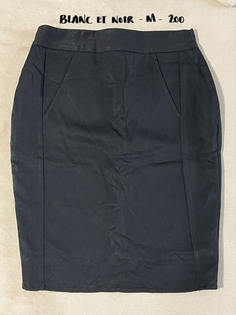 Black pencil skirt (Category: Skirts) located in Las Pinas. Submitted by jilanah (Listing ID 1467771793, Image 1). Description: .