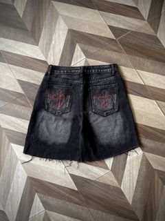 (Category: ) located in . Submitted by thrift.wrld (Listing ID 1467715424, Image 1). Description: .