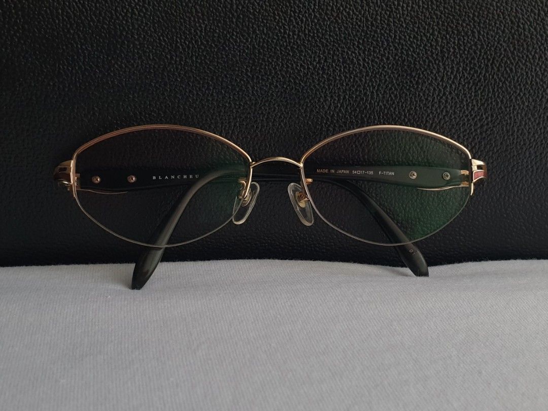 Blancheur Eyeglass Frame (Category: Sunglasses & Eyewear) located in Quezon City. Submitted by WasalakTwo (Listing ID 1467746915, Image 1). Description: Bought in Japan Durable and high quality Goodcondition Still presentable Lens are graded, but replaceable Open for delivery nationwide Front Width 13.8cm Front Height 3.8cm.