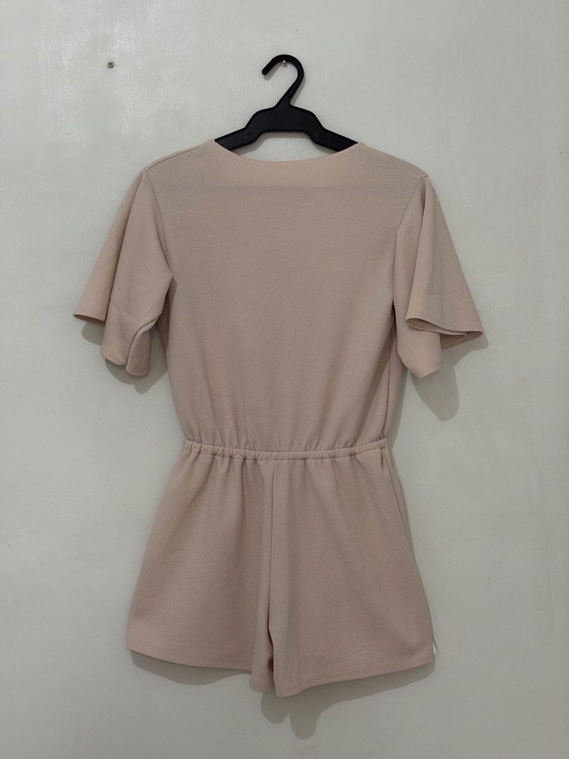 Blush Pink Short Jumpsuit (Category: Jumpsuits) located in Quezon City. Submitted by chrissie__ (Listing ID 1467692824, Image 2). Description: ▪️ Visible yet Removable Stain.
