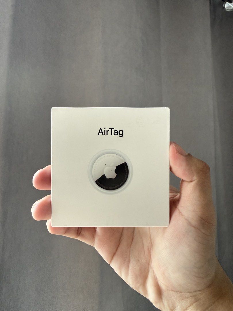 Bnew Apple AirTag 1st Gen (Category: Other Accessories) located in Mandaluyong City. Submitted by kier_ad (Listing ID 1467626319, Image 1). Description: Bnew and sealed From powermac Last price already. Loc: Mandaluyong.