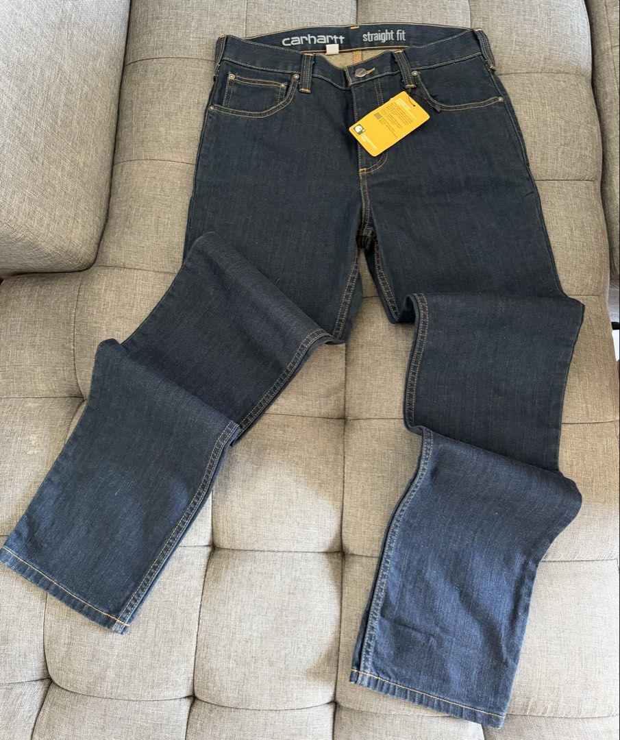 BNWT Carhartt Rugged Flex Straight Fit (Category: Jeans) located in Manila. Submitted by pachoooli (Listing ID 1467631499, Image 2). Description: Rugged Flex Straight Fit 5 pocket tapered jean 30x32.