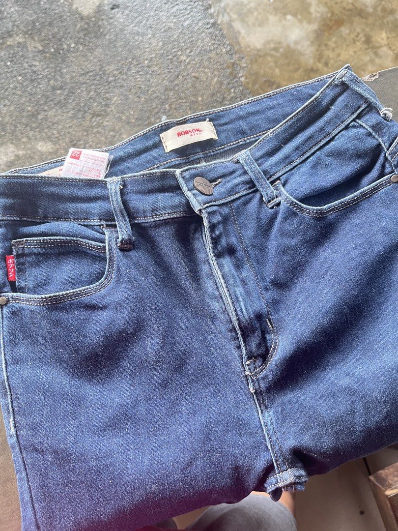 Bobson Super Skinny Jeans (Category: Jeans) located in Alitagtag. Submitted by jaaaimr (Listing ID 1467679134, Image 3). Description: - Brand: Bobson - Color: Blue - Style: Super skinny jeans with clean look and contrast stitching - Size: 27 - Features: Classic five-pocket style, button closure, belt loops, and signature red logo tag on coin pocket - Material: Comfortable stretch denim.