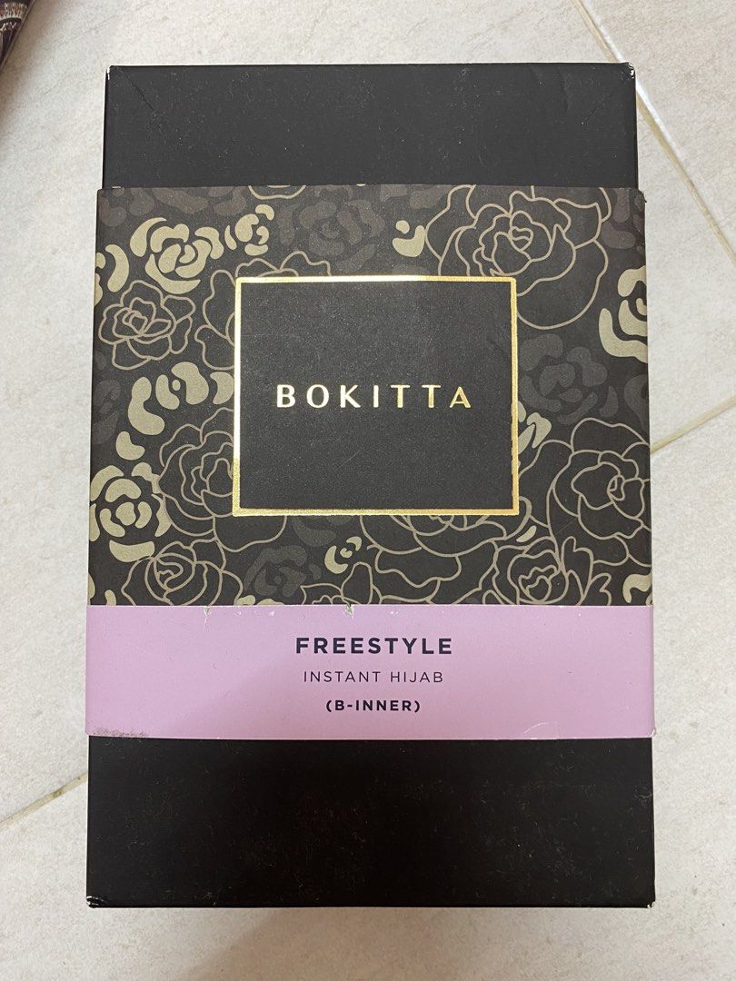 Bokitta fsb (Category: Hijabs) located in Butterworth. Submitted by raihan89 (Listing ID 1467633708, Image 1). Description: condition like new 9/10 ada box harga termasuk dengan postage..