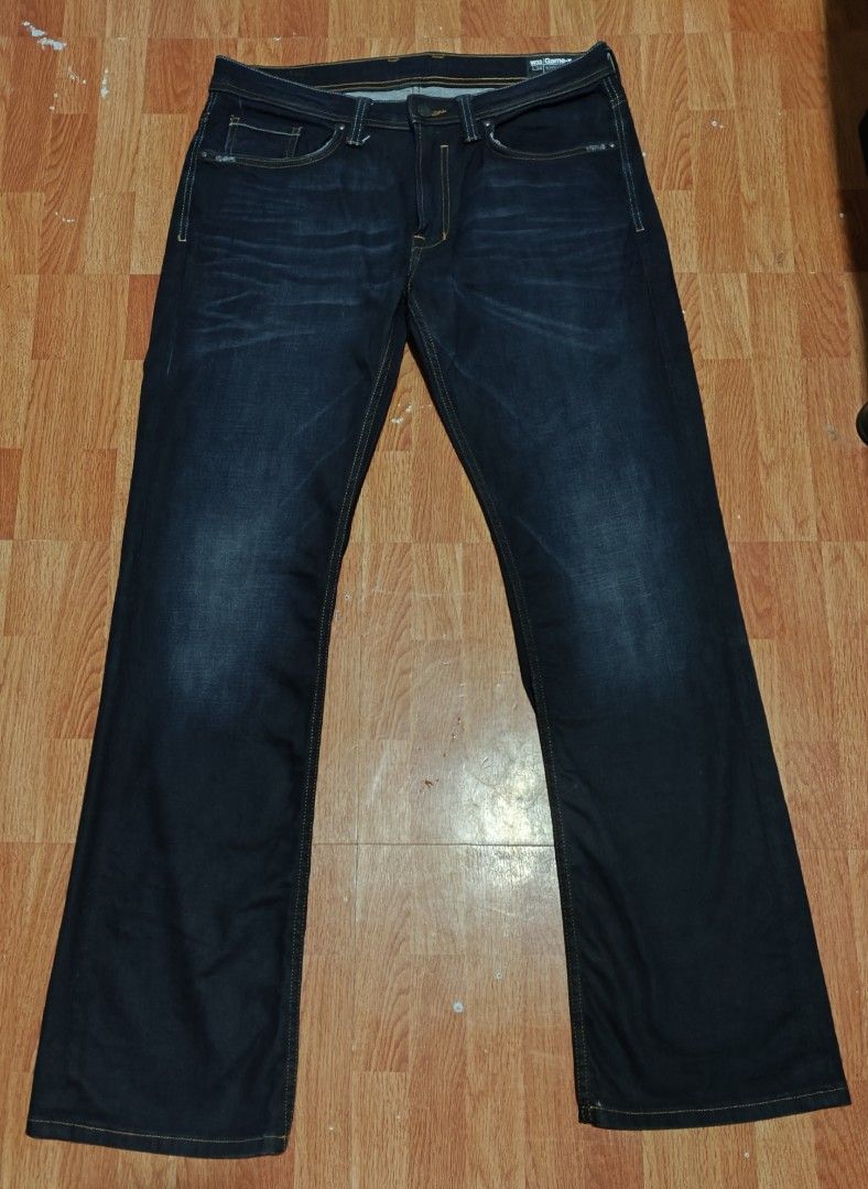 Bootcut stretch BUFFALO DAVID BITTON (Category: Jeans) located in Antipolo. Submitted by thriftified_12 (Listing ID 1467763225, Image 1). Description: For sale: Buffalo David Bitton Made in Canada 33×34 Excellent Condition Loc: lower antipolo, inarawan.