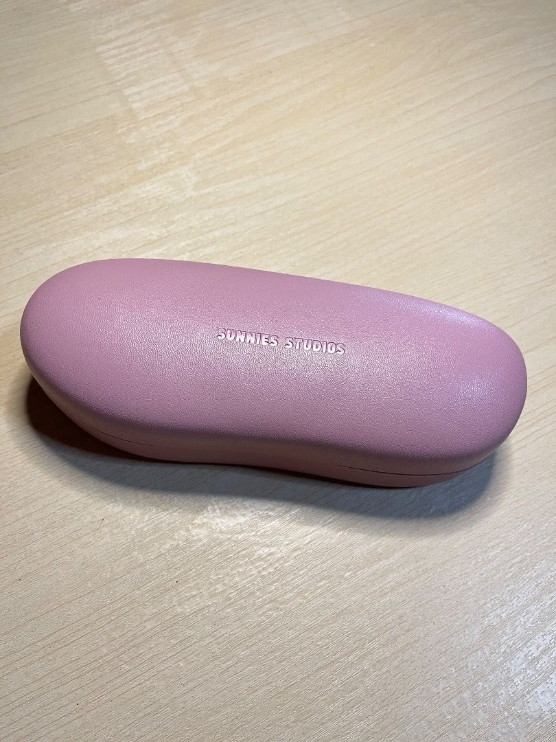 Brandnew Sunnies Studios Pebble Hard Case in Macaron (Category: Sunglasses & Eyewear) located in San Pedro. Submitted by anjellyyy (Listing ID 1467722598, Image 1). Description: Brandnew Sunnies Studios Pebble Hard Case in Macaron - Comes with microsuede cleaning cloth - ₱200 only - Meetup: Robinsons Galleria South/Festival Mall/SM Sta. Rosa - MOP: Gcash/BPI/Maribank or Cash (for meetup only) - MOD: Lalamove/J&T (shouldered by buyer) 📍San Pedro,