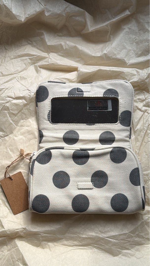 Brandy Melville Polka Dots Makeup Bag (Category: Purses & Pouches) located in Manila. Submitted by shopwithgene_ (Listing ID 1467669730, Image 2). Description: - 2 extra - direct from Brandy Melville US .