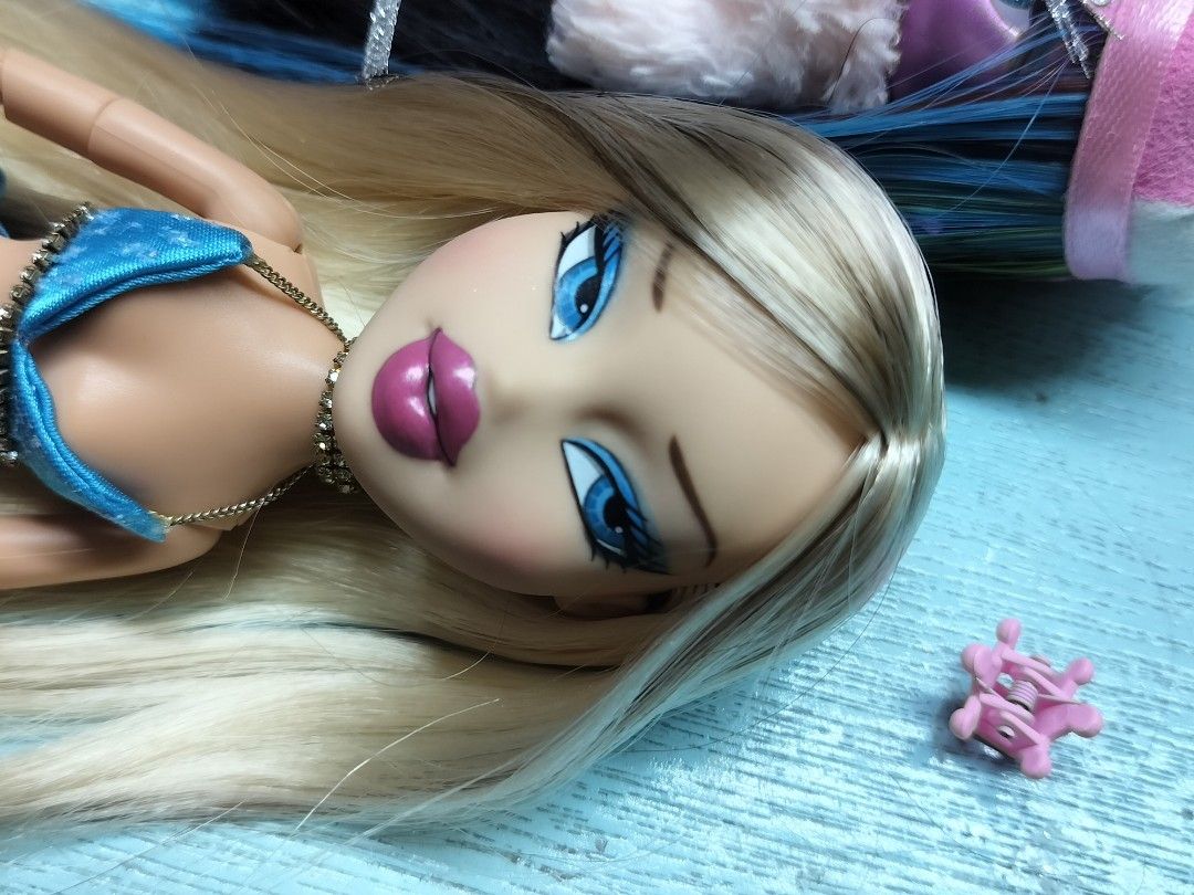 Bratz custom (Category: Kids Toys) located in Manila. Submitted by virtualangeeel (Listing ID 1467830067, Image 1). Description: selling her nude rerooted not glue may factory defect sa neck hole but hindi naman super loose sealed using msc and gloss varnish .