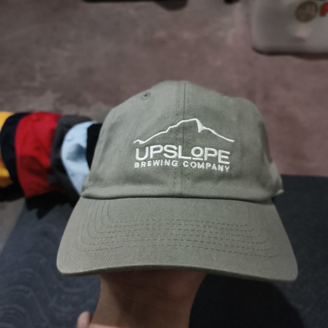 Brist Mfg Cap 🧢 (Category: Caps & Hats) located in Daraga. Submitted by safe_juswaha (Listing ID 1467613121, Image 1). Description: 280 only + sf shipped via j&t unli vouch Po.