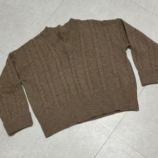 Amy Grace Cable Knit, Women's Fashion, Tops, Other Tops on Carousell