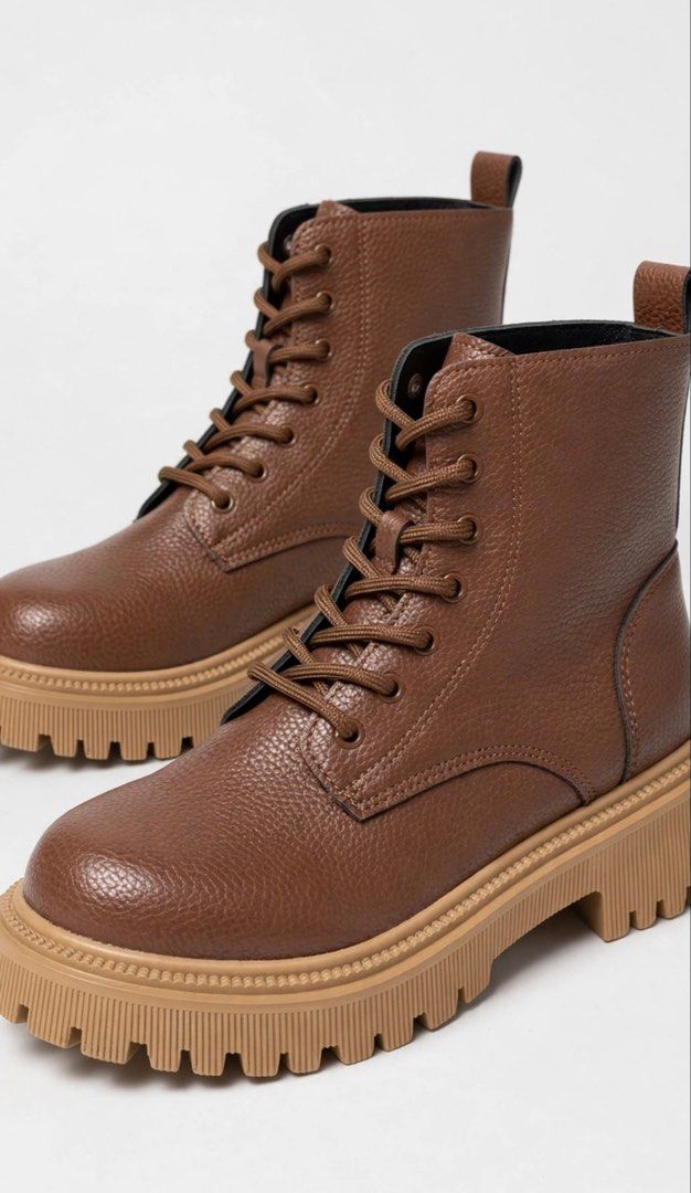Brown combat boots with side zipper size 36 (Category: Boots) located in Baguio. Submitted by mgsnchz151 (Listing ID 1467807893, Image 3). Description: FOR SALE: BROWN CHUNKY COMBAT BOOTS 👢 🇯🇵 From Japan • Used only 3× ✨ Very Good condition • Authentic 💰 ₱800 only - negotiable 📍 Baguio City 🤝 Meetup / Pick-up 📩 PM for details!.