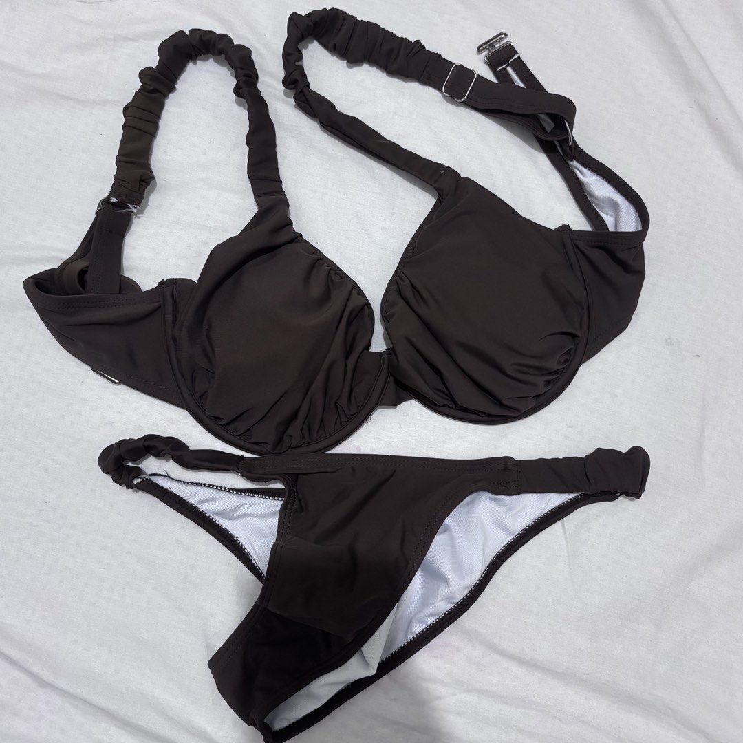 brown two piece bikini (Category: Bikinis & Swimsuits) located in Manila. Submitted by matcharista (Listing ID 1467711952, Image 1). Description: - sh3in brown two piece bikini - brand new (never worn!) - fits small to medium - underwire padded - rfs not my size.