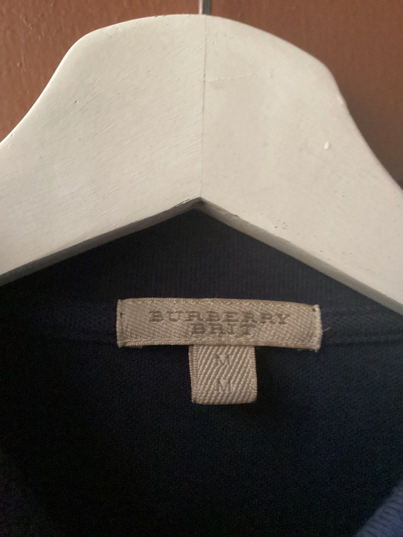 Burberry (Category: Coats, Jackets and Outerwear) located in Siaton. Submitted by thrift_bor (Listing ID 1467651707, Image 3). Description: Burberry ♻️ Size: M on tag(fit to S) Dimes: 20x27 Very good condition 9/10 Issue: loose stitch Pm if interested 📩.