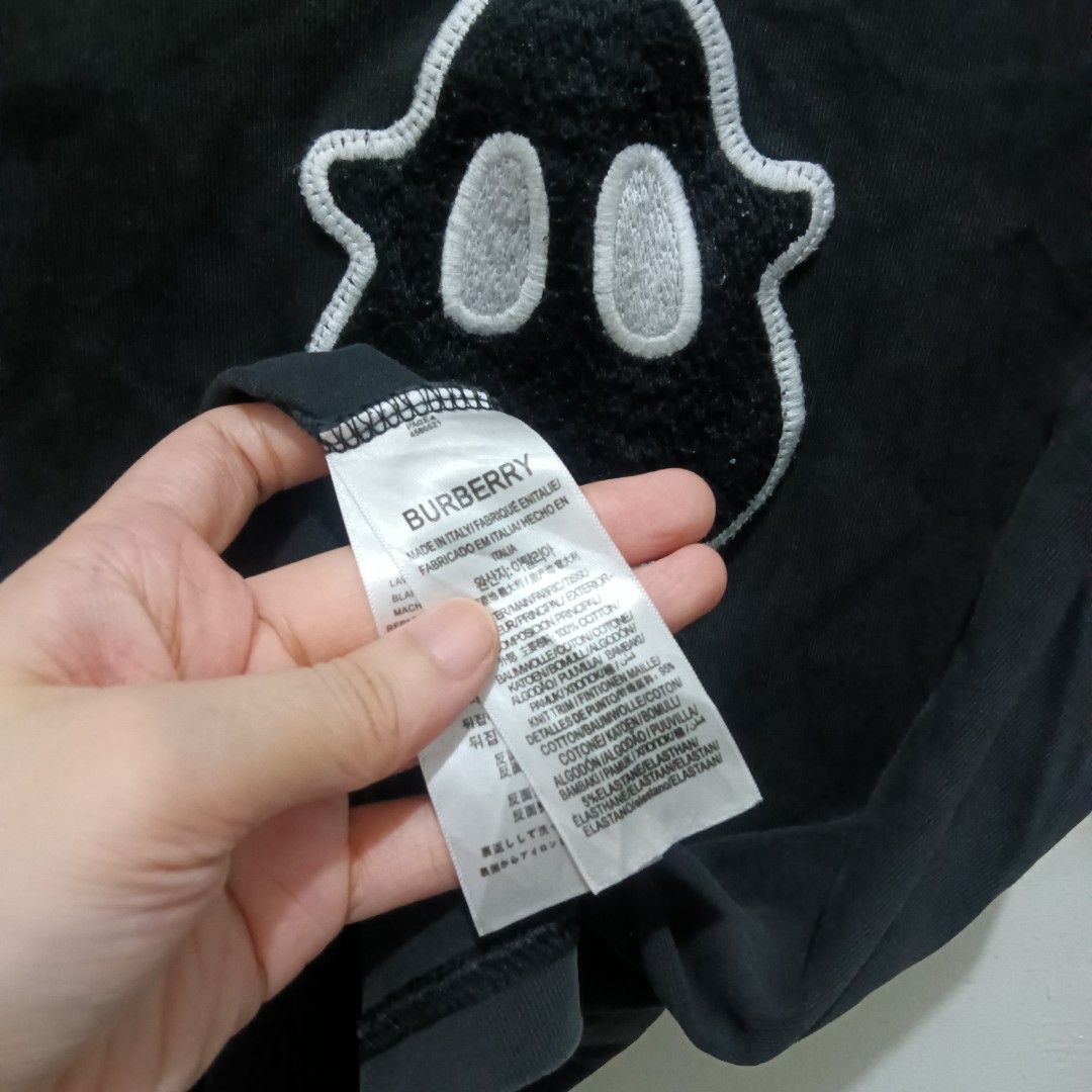 BURBERRY Ghost Shirt (Category: Shirts) located in Caloocan City. Submitted by jaychingsss (Listing ID 1467748497, Image 2). Description: Burberry Ghost Shirt - 150 20x27 Complete Tags Color Rate: 8.5/10 No issue NEED WASH.