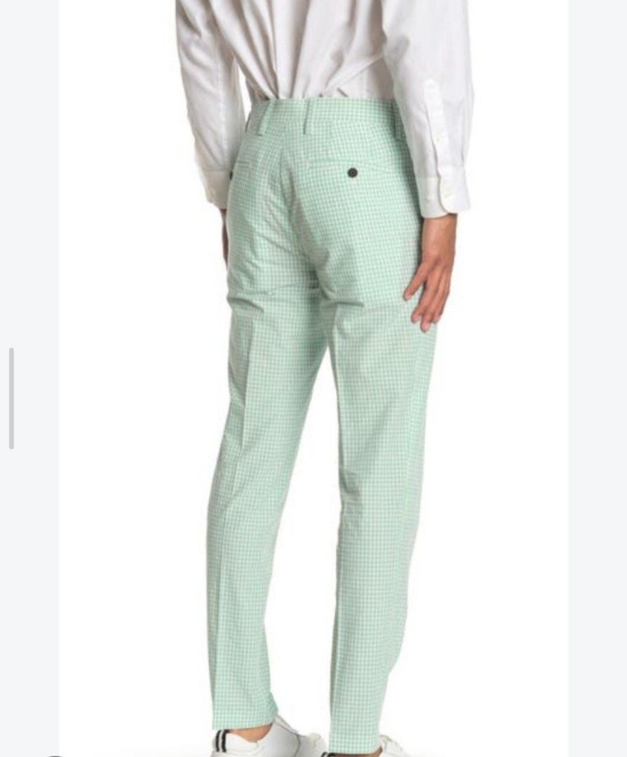 Burberry Men's Gingham Tailored (Category: Chinos) located in Bago City. Submitted by classic_picked_up (Listing ID 1467718558, Image 1). Description: excellent need wash 30-32 waist 41 length.