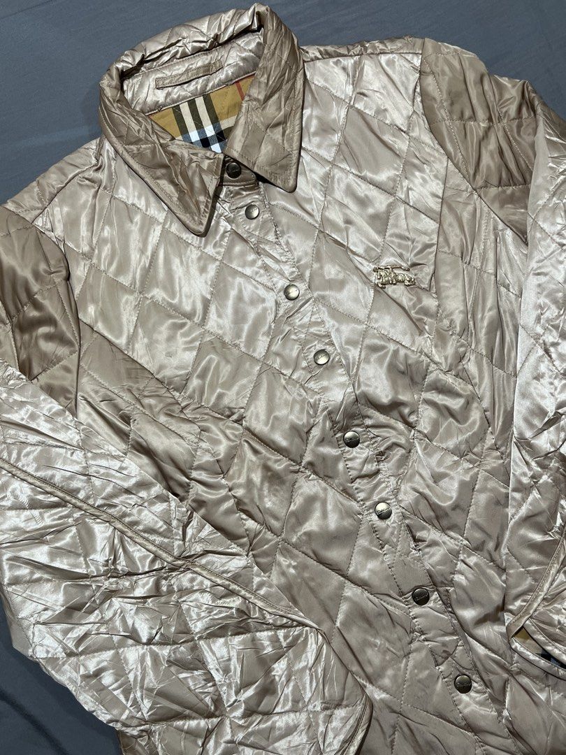 burberry quilted reversible jacket (Category: Coats, Jackets and Outerwear) located in Manila. Submitted by lloydiemmfmannn (Listing ID 1467727981, Image 2). Description: burberry quilted button down jacket best fits S-M w20 l26 flaws: cut tags pasay location ig: ALLIN.THRIFT.