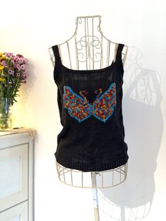 (Category: ) located in . Submitted by shen_closet (Listing ID 1467744195, Image 1). Description: .
