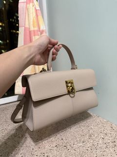 （分類：）位於 。 由 niahc_g 提交（商品編號 1467774952，圖片 1）。簡介： 。