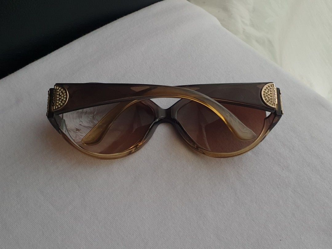 Calvin Klein Italy Sunglasses (Category: Sunglasses & Eyewear) located in Quezon City. Submitted by WasalakTwo (Listing ID 1467762674, Image 2). Description: Bought in Japan Made in Italy Goodcondition Still presentable Open for delivery nationwide.