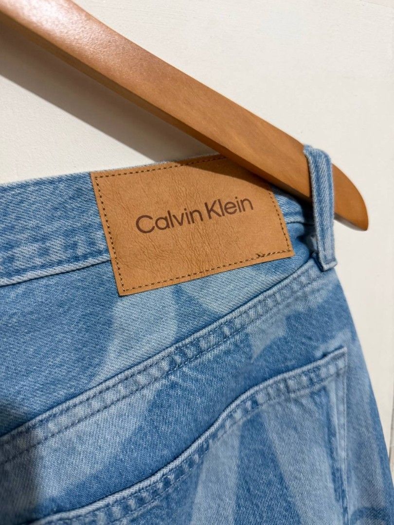 Calvin Klein Monigram Jeans (Category: Luxury Apparel) located in Muntinlupa City. Submitted by shopchristianjohn (Listing ID 1467764096, Image 3). Description: Bought online at calvinklein.com. RFS - not my size, loose fit. W31x L29..