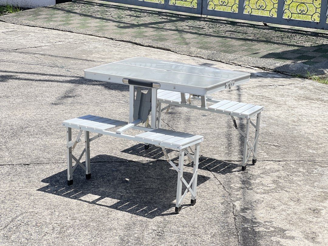 Campers Collection Foldable Table (Category: Outdoor Furniture) located in Bulacan. Submitted by rock_off.thriftshop.ph (Listing ID 1467631937, Image 3). Description: .