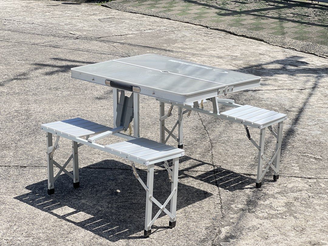 Campers Collection Foldable Table (Category: Outdoor Furniture) located in Bulacan. Submitted by rock_off.thriftshop.ph (Listing ID 1467631937, Image 1). Description: .