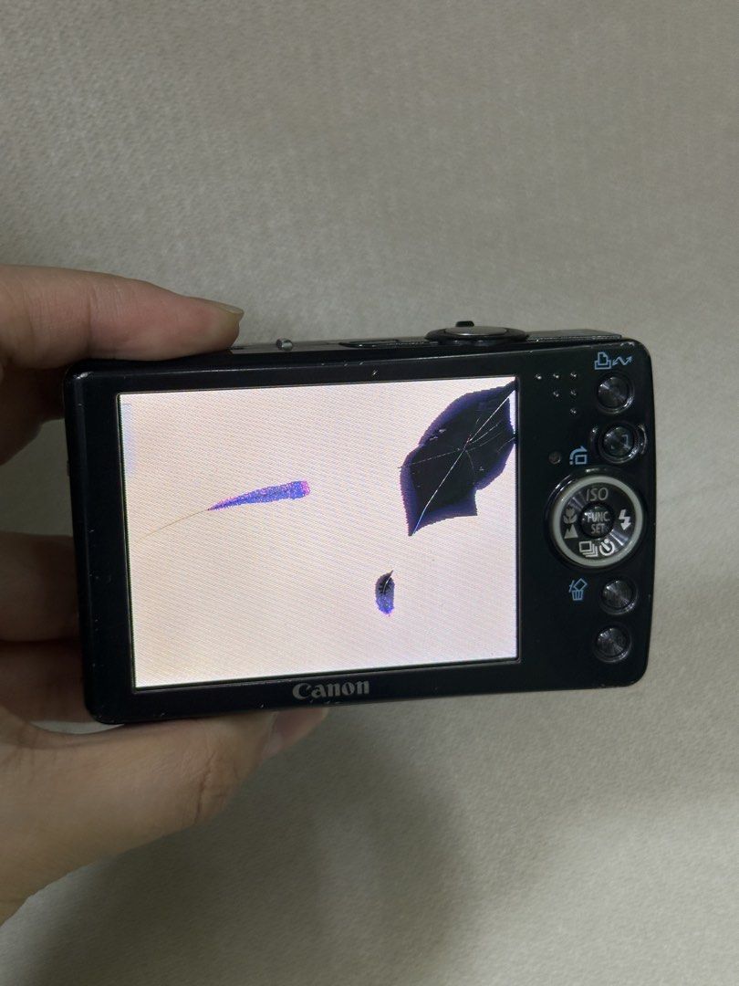 Canon IXUS 75 FOR REPAIR (Category: Cameras) located in Manila. Submitted by keendeer.f11413_penguin (Listing ID 1467746883, Image 2). Description: rfs: no fund for repair ALL BUTTONS/FLASH/MODE FUNCTIONING PROPERLY (Can take picture and video) Issue: LCD REPAIR Inclusion: Battery and Camera No Exchange. No Refund. .
