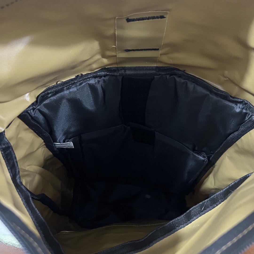 Carhartt Backpack (Category: Backpacks) located in Cavite. Submitted by itsayaaa (Listing ID 1467739430, Image 3). Description: Carhartt WIP Backpack Issue: No issue Condition: Excellent Condition STARTING BID: 150 INCREMENT: 50 CLAIM: 📩.